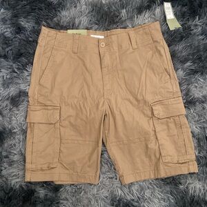 Goodfellow & CO Men’s beige Cargo Shorts